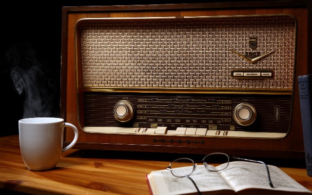 Kisah Jaya Penyiaran Radio Indonesia 