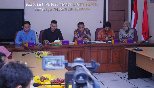 Anugerah KPI 2014: “Terbaik untuk Indonesia, Persembahan dari Hati”