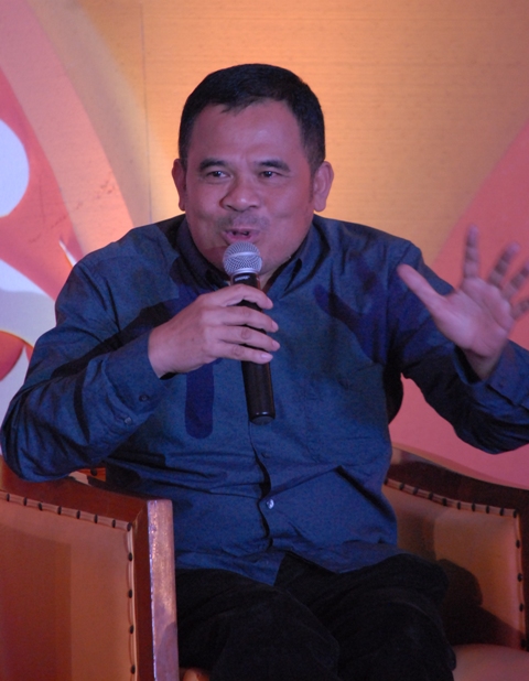 Ada Keakraban Saat Menonton Televisi Bersama Keluarga