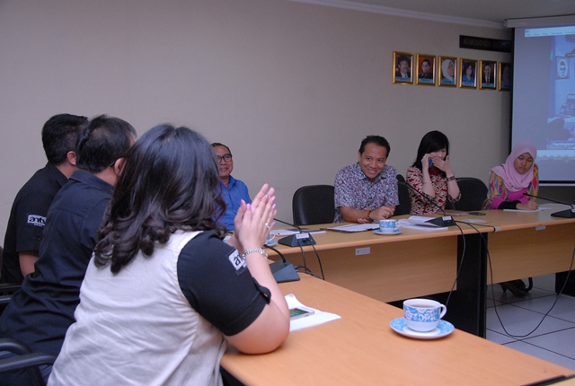 Hilangkan Umpatan atau Celaan yang Merendahkan Martabat